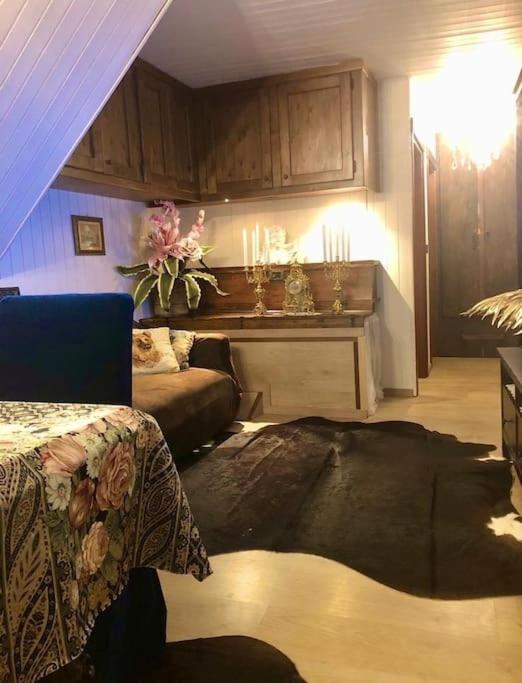 Petite Maison In Centro A กูร์มาเยอร์ ภายนอก รูปภาพ